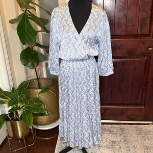 ESQUALO Blue and White Long 3/4 Sleeve, Midi Dress Size 8